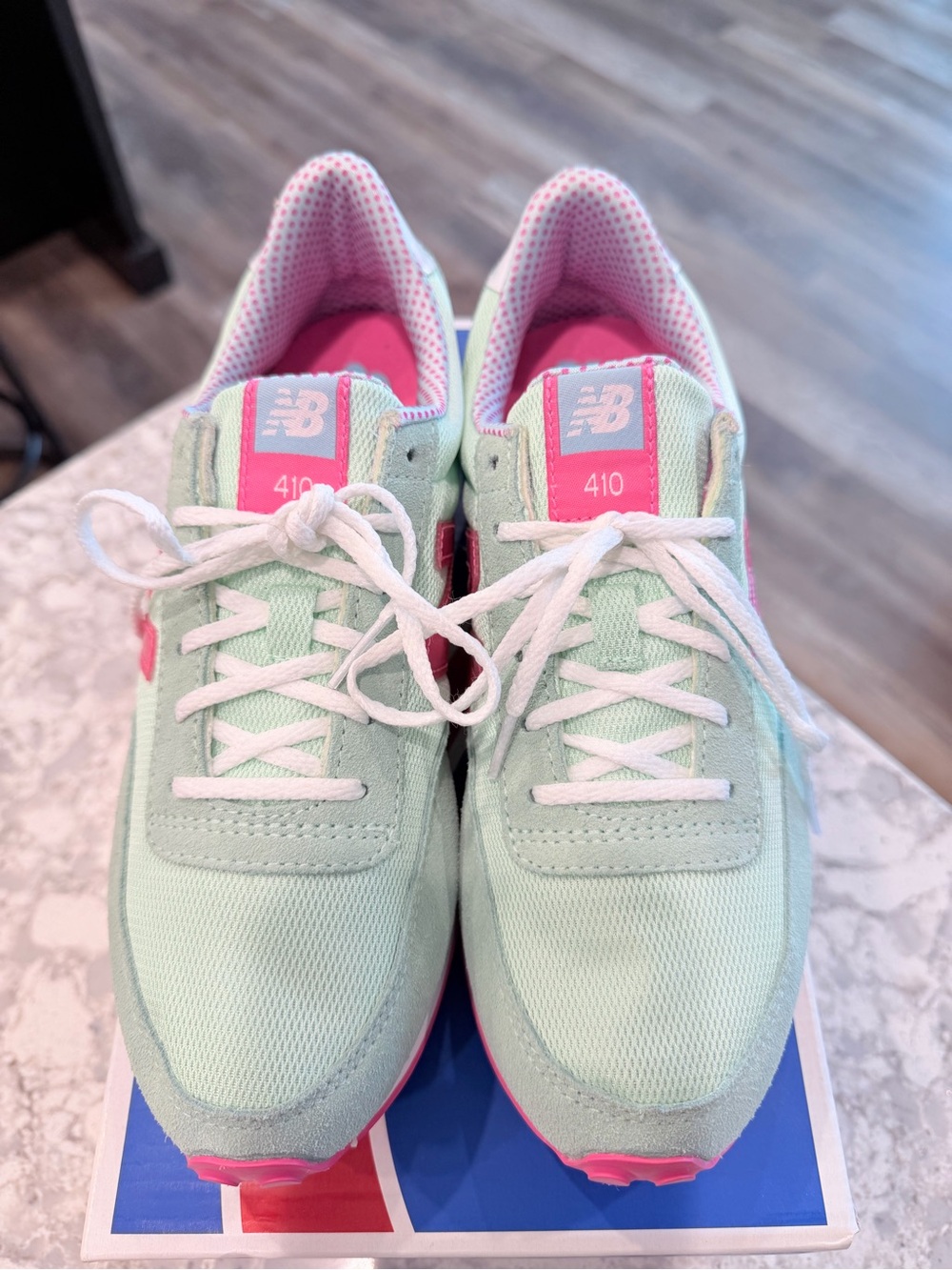 New Balance WL410PKB Seafoam Green & Pink Retro Sneakers Woman’s Size 9 EUC - Picture 3 of 12